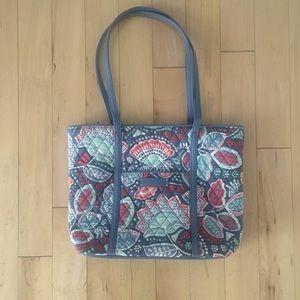 Floral Vera Tote 💐